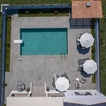 Bluewind Villa Sarakinádhon