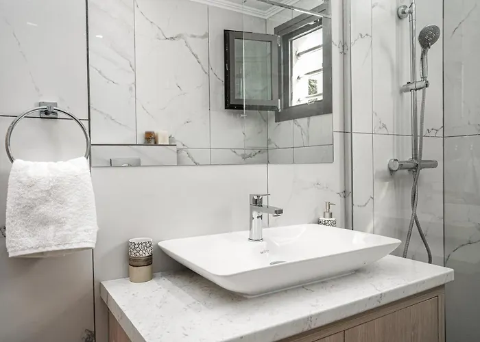 Bluewind Villa Sarakinádhon