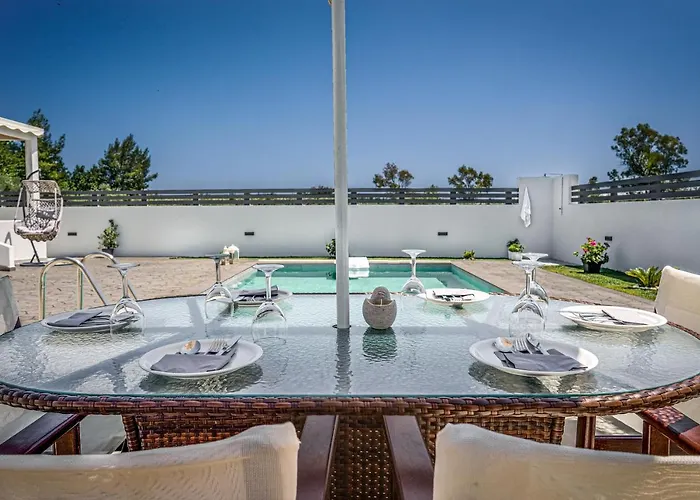 Villa Bluewind Sarakinádhon